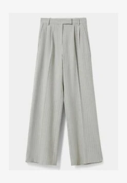 BERSHKA DAD FIT - Stoffhose - Grey 12 BERSHKA DAD FIT - Stoffhose - Grey -Bershka Verkaufsgeschäft 4d4c6398e50d4dc8aab28fb789f5a418