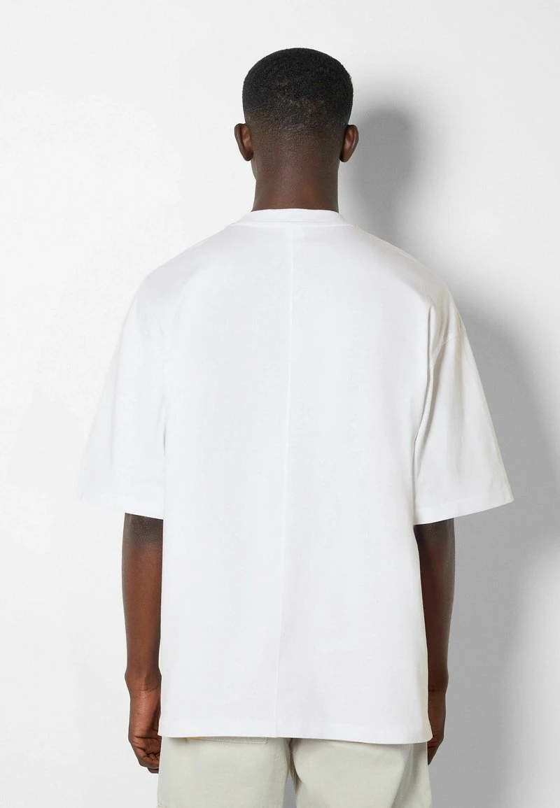 BERSHKA OVERSIZED SHORT SLEEVE - T-Shirt Basic - Off White 5 BERSHKA OVERSIZED SHORT SLEEVE - T-Shirt Basic - Off White – Bild 3