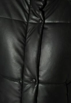 BERSHKA LONG - Wintermantel - Black 12 BERSHKA LONG - Wintermantel - Black -Bershka Verkaufsgeschäft 511ce13a4bae4be58276a9f3186b5264