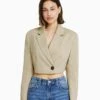 BERSHKA CROPPED TAILORED TWILL - Blazer - Camel 1 BERSHKA CROPPED TAILORED TWILL - Blazer - Camel -Bershka Verkaufsgeschäft 51de40cf017942149c41bc0babd630aa