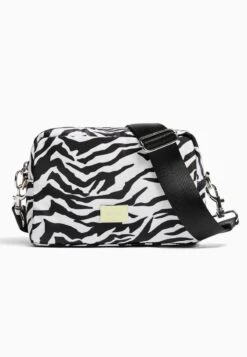 BERSHKA MONOCHROME - Umhängetasche - Black -Bershka Verkaufsgeschäft 5275c2defd314980b4e23aeec6063f0b