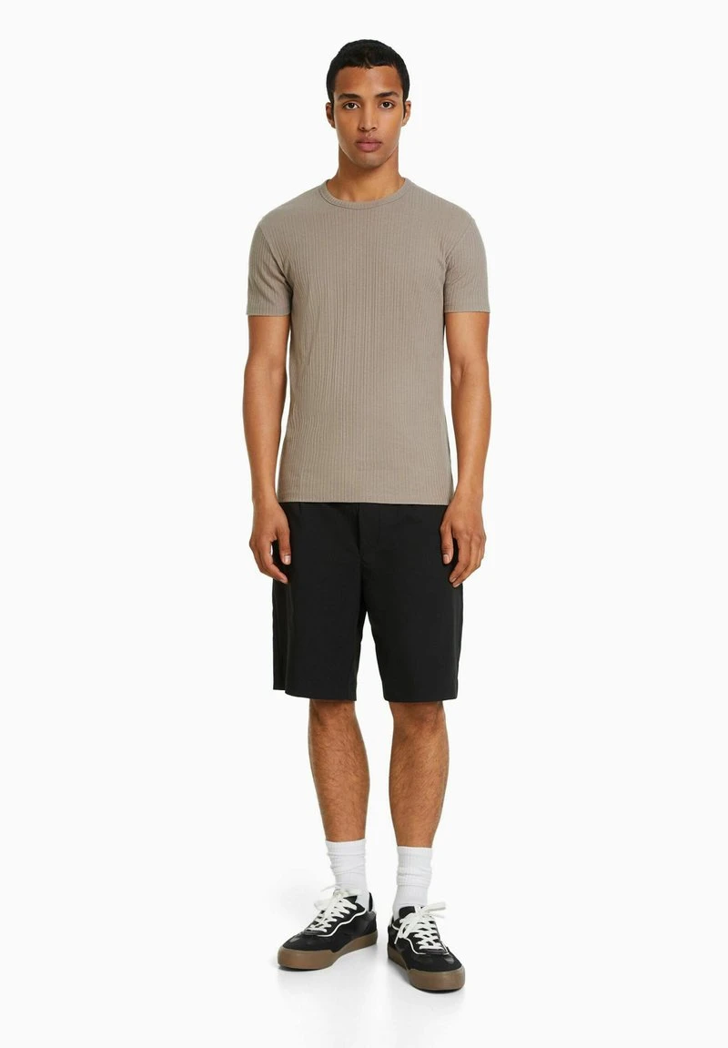 BERSHKA MUSCLE FIT SHORT SLEEVE - T-Shirt Basic - Grey 4 BERSHKA MUSCLE FIT SHORT SLEEVE - T-Shirt Basic - Grey – Bild 2