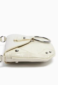 BERSHKA HANDLE AND FLAP - Handtasche - Beige 11 BERSHKA HANDLE AND FLAP - Handtasche - Beige -Bershka Verkaufsgeschäft 52bb7cba57674409b66539bfae0c876c