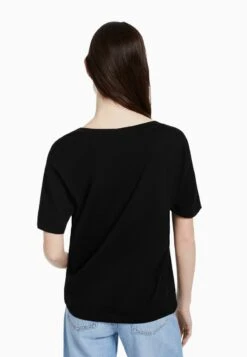 BERSHKA 2-PACK - REGULAR FIT SHORT SLEEVE - T-Shirt Basic - White 10 BERSHKA 2-PACK - REGULAR FIT SHORT SLEEVE - T-Shirt Basic - White -Bershka Verkaufsgeschäft 5504f65b724c402db84c371ea12a67da