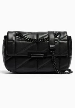 BERSHKA Handtasche - Black 13 BERSHKA Handtasche - Black -Bershka Verkaufsgeschäft 55af13db5f6b4d62907dd8052cd4c0e0