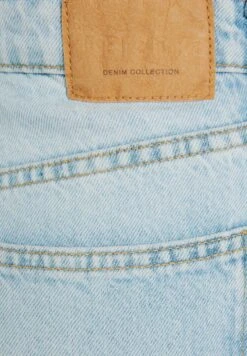 BERSHKA RIPPED MOM - Jeans Straight Leg - Light Blue Denim 12 BERSHKA RIPPED MOM - Jeans Straight Leg - Light Blue Denim -Bershka Verkaufsgeschäft 574abcdcb9c6432198e2a51725df7054