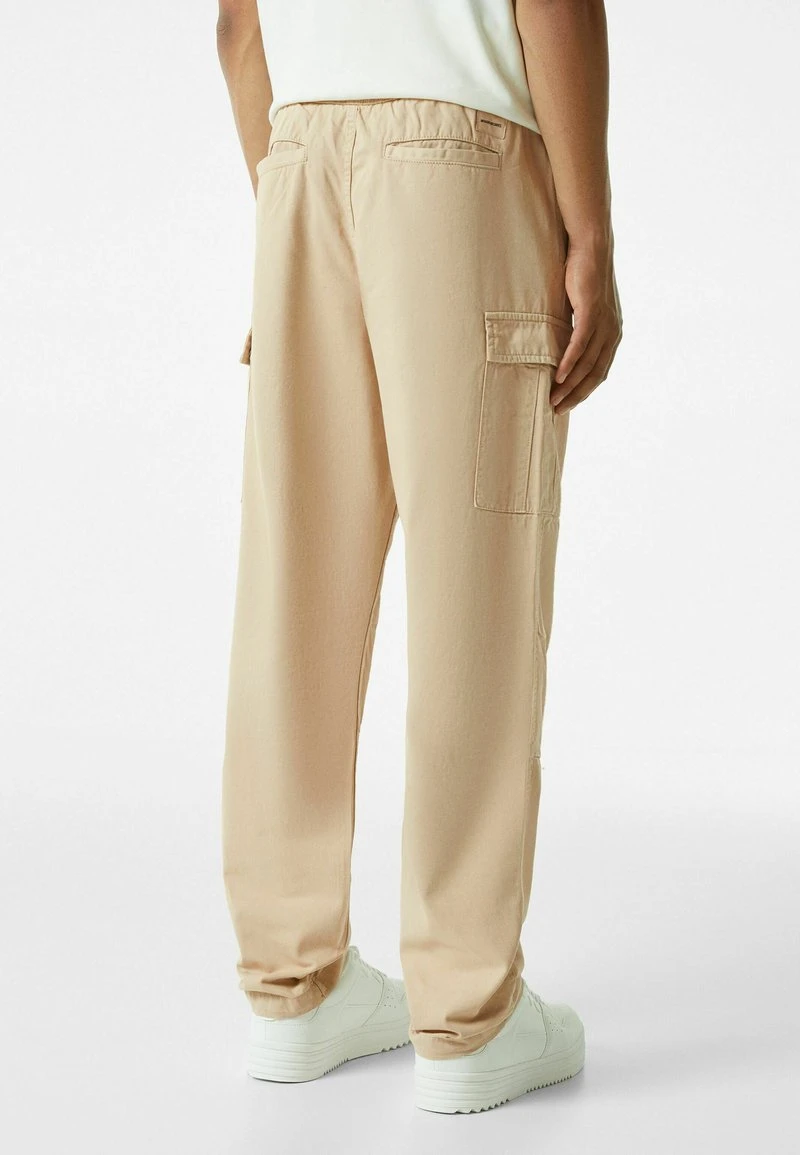 BERSHKA REGULAR FIT - Cargohose - Sand 5 BERSHKA REGULAR FIT - Cargohose - Sand – Bild 3