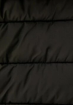 BERSHKA Winterjacke - Black 13 BERSHKA Winterjacke - Black -Bershka Verkaufsgeschäft 5b98ffc4bcd8466fb3b52ade00b1f9c1