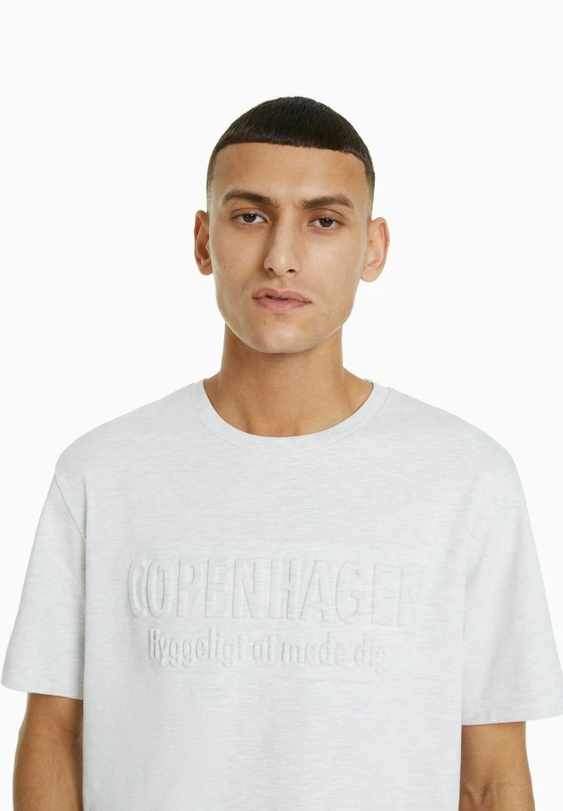 BERSHKA EASY FIT - T-Shirt Basic - Grey 6 BERSHKA EASY FIT - T-Shirt Basic - Grey – Bild 4