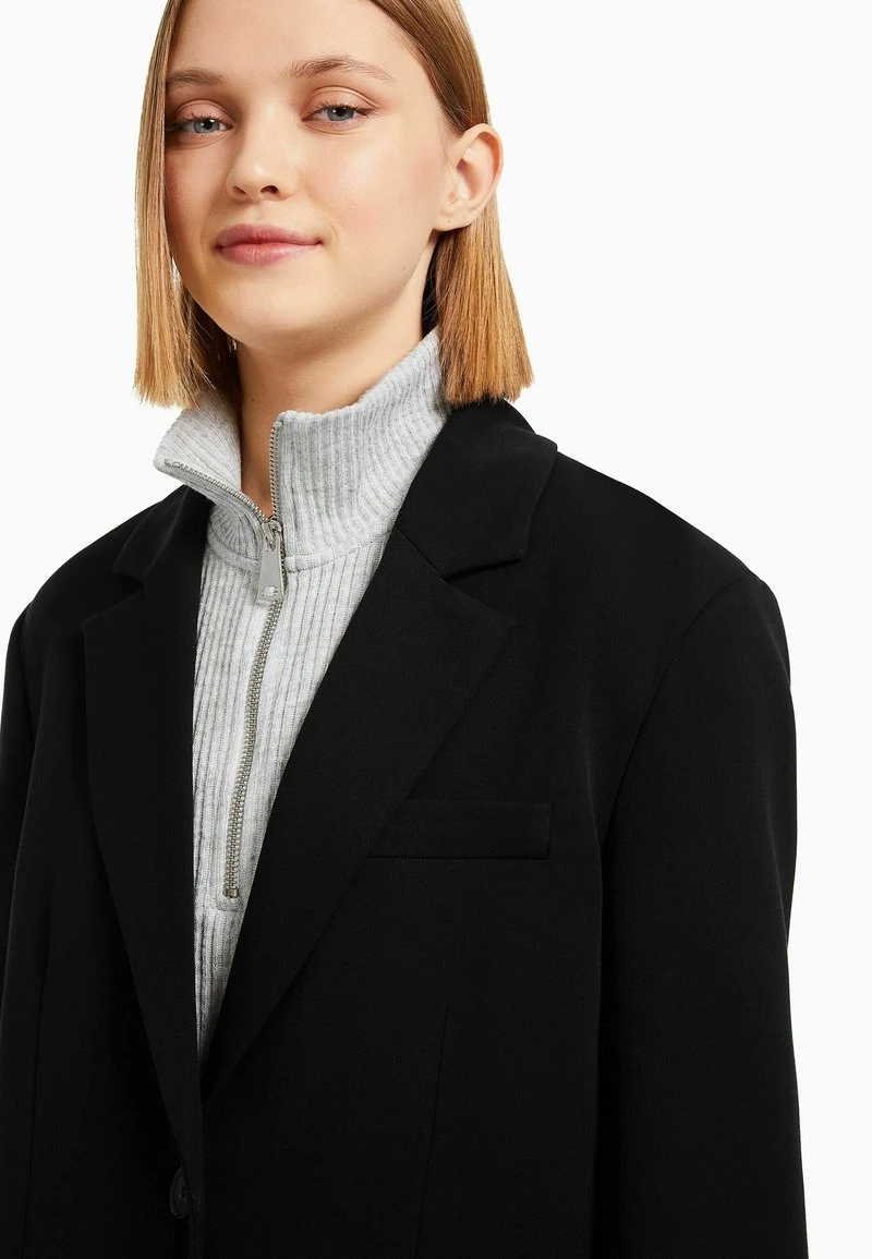 BERSHKA TAILORED CUT - Kurzmantel - Black 6 BERSHKA TAILORED CUT - Kurzmantel - Black – Bild 4