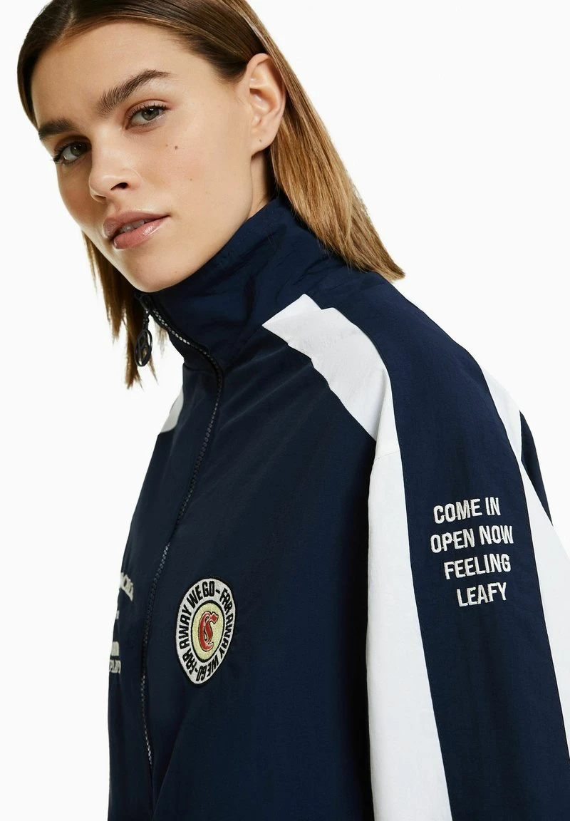 BERSHKA CONTRAST - Leichte Jacke - Royal Blue 6 BERSHKA CONTRAST - Leichte Jacke - Royal Blue – Bild 4