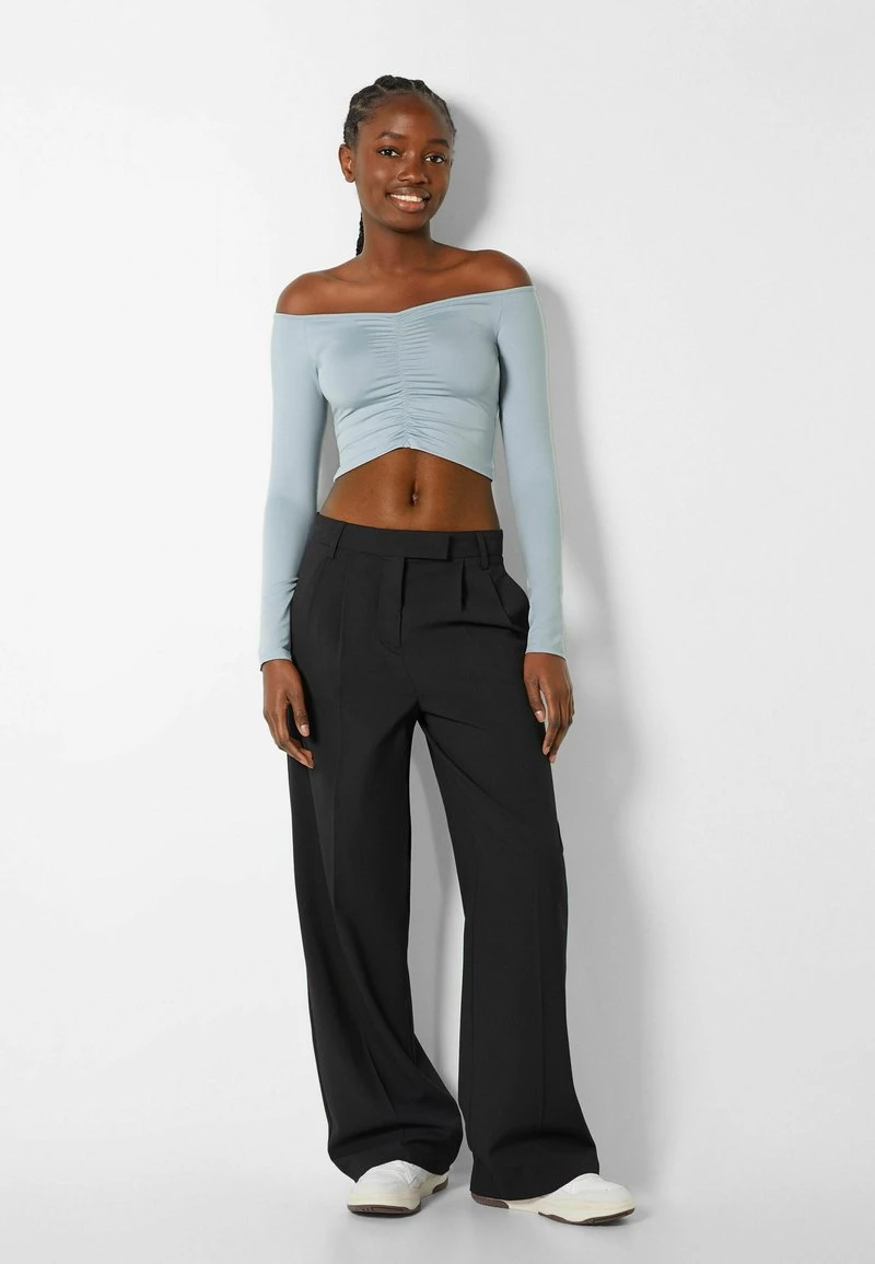 BERSHKA OVER THE SHOULDER GATHERED - Langarmshirt - Light Blue 4 BERSHKA OVER THE SHOULDER GATHERED - Langarmshirt - Light Blue – Bild 2