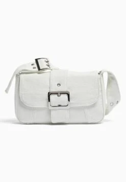 BERSHKA BUCKLE STRAP - Handtasche - White 13 BERSHKA BUCKLE STRAP - Handtasche - White -Bershka Verkaufsgeschäft 6855a4d96ccb49bd8dd8126cd196b5c7