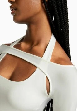 BERSHKA WITH DETAIL - Langarmshirt - Off-white 11 BERSHKA WITH DETAIL - Langarmshirt - Off-white -Bershka Verkaufsgeschäft 6b59898e86544a8a89e99aecc0d14f50