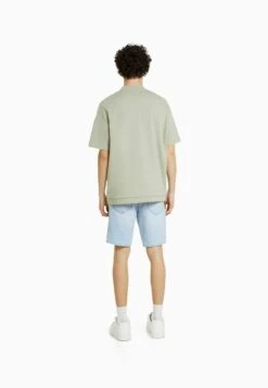 BERSHKA RIPPED - BERMUDA - Jeans Shorts - Light Blue 10 BERSHKA RIPPED - BERMUDA - Jeans Shorts - Light Blue -Bershka Verkaufsgeschäft 6b853ec977e74845884cee659279d2b7