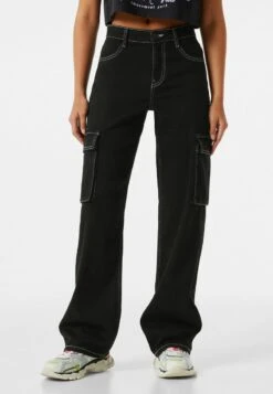 BERSHKA CARGO - Jeans Relaxed Fit - Black
