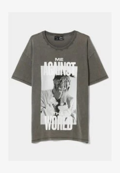 BERSHKA TUPAC - T-Shirt Print - Dark Grey 12 BERSHKA TUPAC - T-Shirt Print - Dark Grey -Bershka Verkaufsgeschäft 6ceb6d303c394ef29ae5e9b9f33e9368