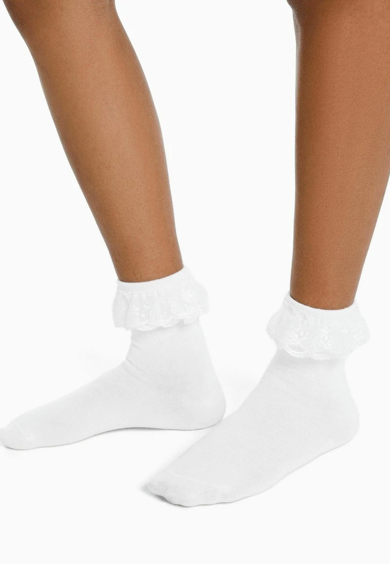 BERSHKA RUFFLED 03646486 - Socken - Offwhite 3 BERSHKA RUFFLED 03646486 - Socken - Offwhite