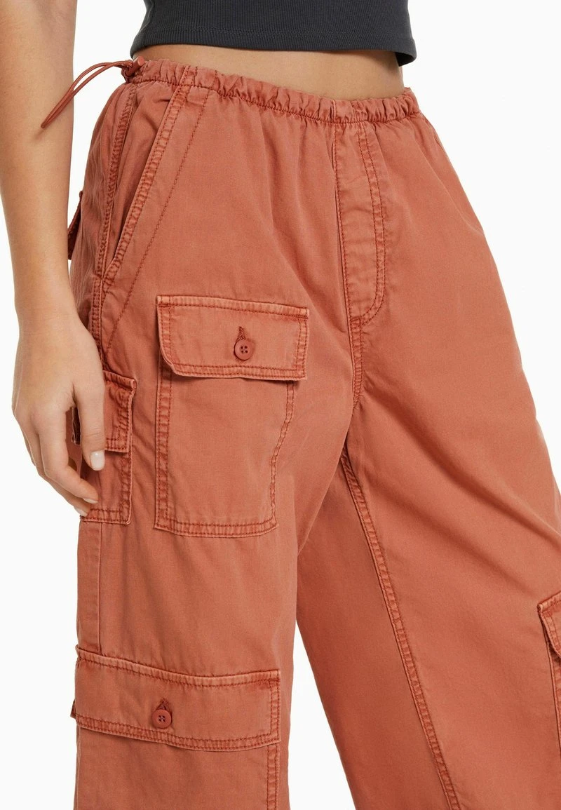 BERSHKA PARACHUTE - Cargohose - Pink 5 BERSHKA PARACHUTE - Cargohose - Pink – Bild 3