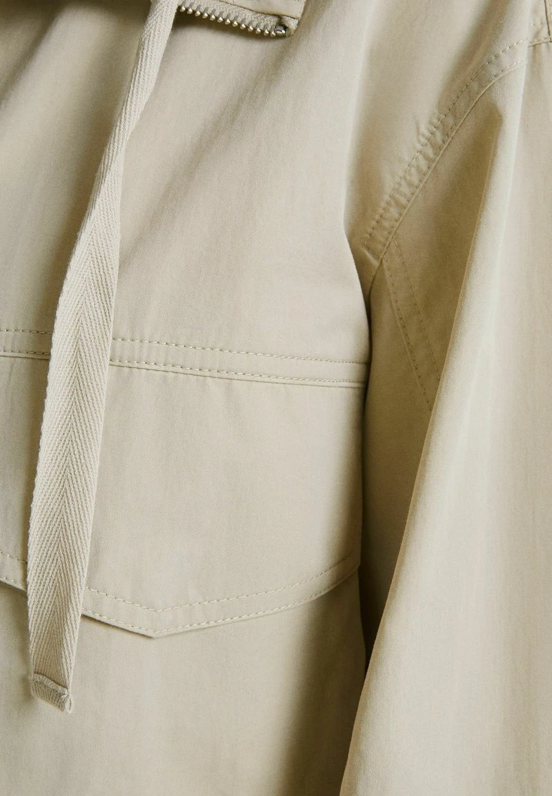 BERSHKA EFFECT - Leichte Jacke - Sand 8 BERSHKA EFFECT - Leichte Jacke - Sand – Bild 6