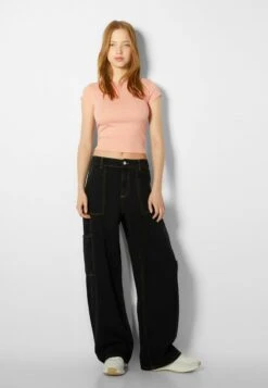 BERSHKA SHORT SLEEVE - T-Shirt Basic - Orange -Bershka Verkaufsgeschäft 6e6753fbe0954fe59507b62b08b74de5