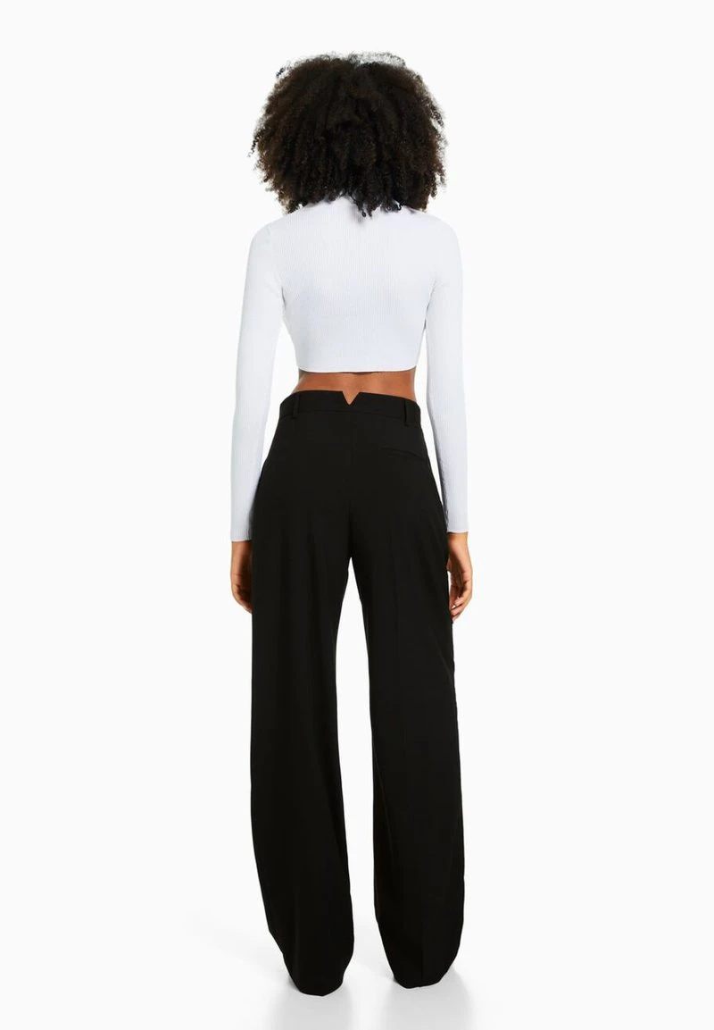 BERSHKA DAD FIT - Stoffhose - Black 5 BERSHKA DAD FIT - Stoffhose - Black – Bild 3