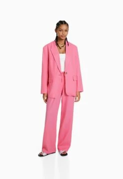 BERSHKA Kurzmantel - Light Pink