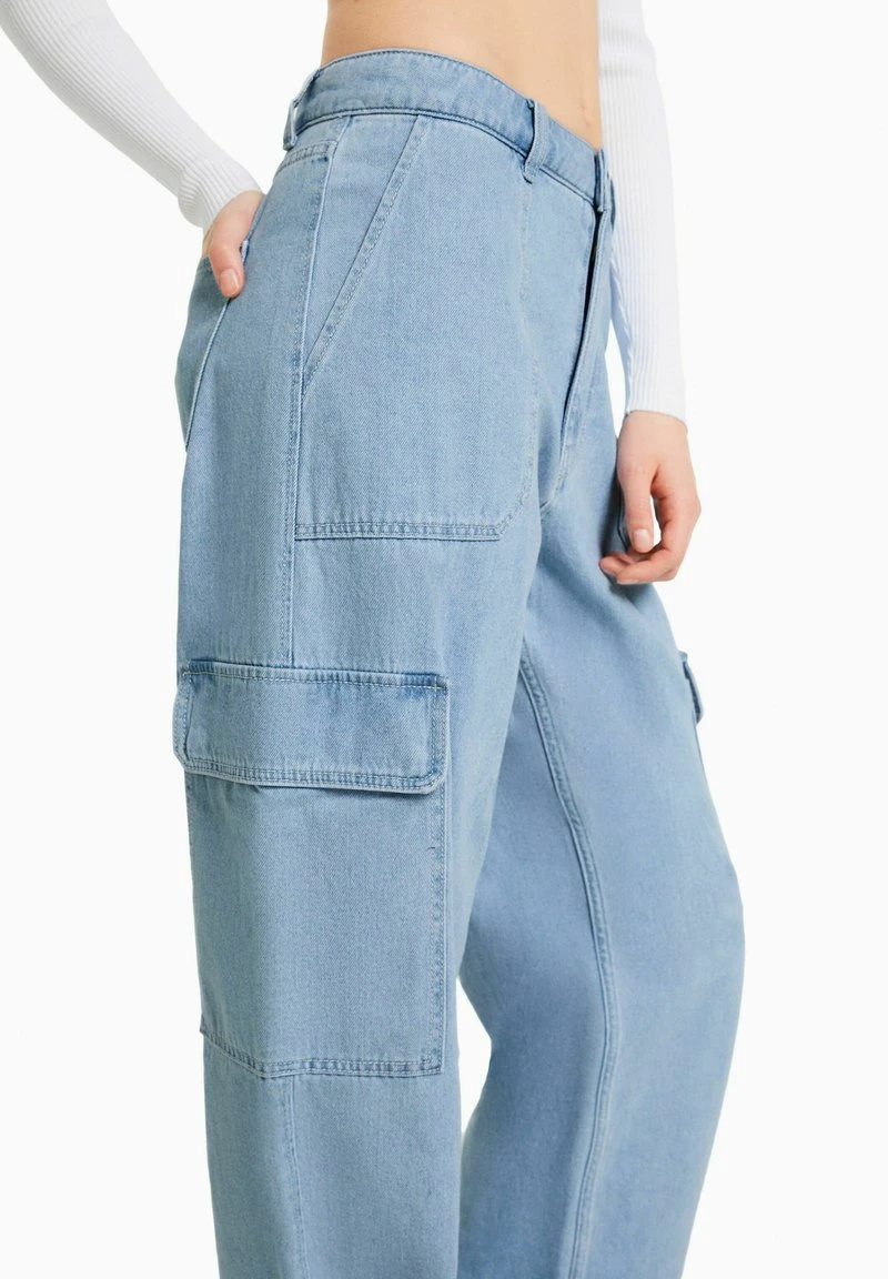 BERSHKA Jeans Straight Leg - Light Blue Denim 5 BERSHKA Jeans Straight Leg - Light Blue Denim – Bild 3