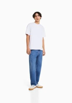 BERSHKA SHORT SLEEVE - T-Shirt Basic - Off-white 9 BERSHKA SHORT SLEEVE - T-Shirt Basic - Off-white -Bershka Verkaufsgeschäft 74c5f2ba0a134e0eab2c87f43b3637a7