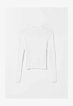 BERSHKA HIGH NECK - Strickpullover - White