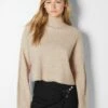 BERSHKA MOCK-NECK - Strickpullover - Sand