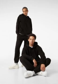 BERSHKA PLUSH - Jogginghose - Black