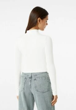 BERSHKA HIGH NECK - Langarmshirt - White 10 BERSHKA HIGH NECK - Langarmshirt - White -Bershka Verkaufsgeschäft 7c19d1d1bb204bf0abd9aa0f8e00e25e