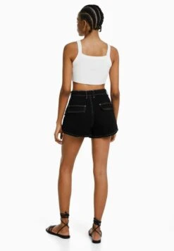 BERSHKA CARGO - Jeans Shorts - Black 10 BERSHKA CARGO - Jeans Shorts - Black -Bershka Verkaufsgeschäft 7db7754f8e83459a91fb5a5571f93691