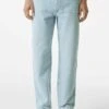 BERSHKA Jeans Straight Leg - Light Blue -Bershka Verkaufsgeschäft 7f7f89efa07d416a963096754127d5ab