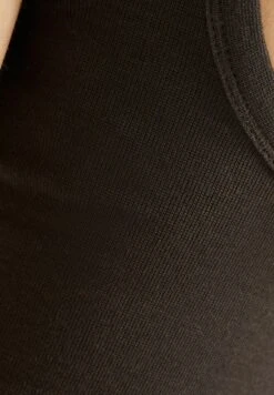 BERSHKA 2-PACK -CROPPED WITH WIDE STRAPS - Top - Offwhite/black 12 BERSHKA 2-PACK -CROPPED WITH WIDE STRAPS - Top - Offwhite/black -Bershka Verkaufsgeschäft 80578d4186494292a369b547f82b9920