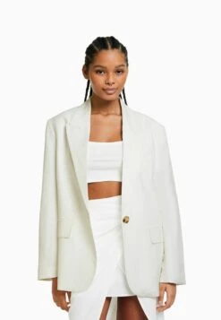 BERSHKA Kurzmantel - White