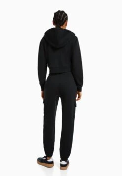 BERSHKA WITH POCKETS PLUSH - Jogginghose - Grey 10 BERSHKA WITH POCKETS PLUSH - Jogginghose - Grey -Bershka Verkaufsgeschäft 81709baaea3c408d8d1cc820eae00246