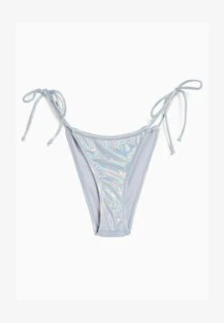 BERSHKA Bikini-Hose - Grey 12 BERSHKA Bikini-Hose - Grey -Bershka Verkaufsgeschäft 8249b8abbb9e4fdd8d59bbb296a4615f