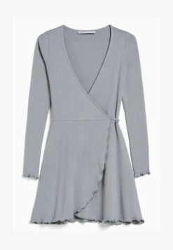 BERSHKA Freizeitkleid - Grey 12 BERSHKA Freizeitkleid - Grey -Bershka Verkaufsgeschäft 825f5d7775f64788b0839d8ac2417187