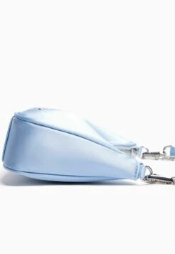 BERSHKA HANDLE - Umhängetasche - Light Blue 11 BERSHKA HANDLE - Umhängetasche - Light Blue -Bershka Verkaufsgeschäft 84fbc8fd070c4b83a7357f4003fd1657