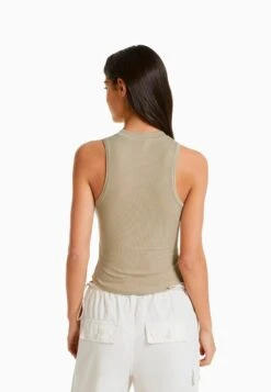 BERSHKA Top - Camel 10 BERSHKA Top - Camel -Bershka Verkaufsgeschäft 8614fb0f33d1493dbd1f015b609c96df