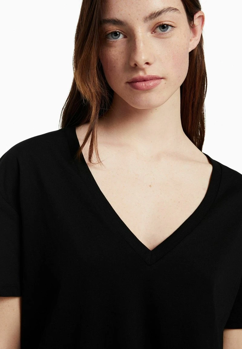 BERSHKA 2-PACK - REGULAR FIT SHORT SLEEVE - T-Shirt Basic - White 6 BERSHKA 2-PACK - REGULAR FIT SHORT SLEEVE - T-Shirt Basic - White – Bild 4