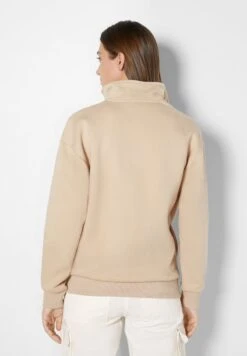 BERSHKA HIGH NECK - Sweatshirt - Camel 9 BERSHKA HIGH NECK - Sweatshirt - Camel -Bershka Verkaufsgeschäft 899742f6d24b4880a7955678c2590a81