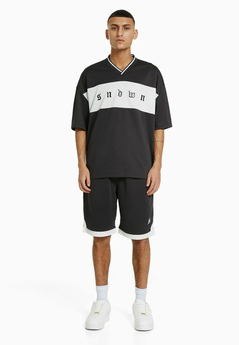 BERSHKA Shorts - Grey 4 BERSHKA Shorts - Grey – Bild 2