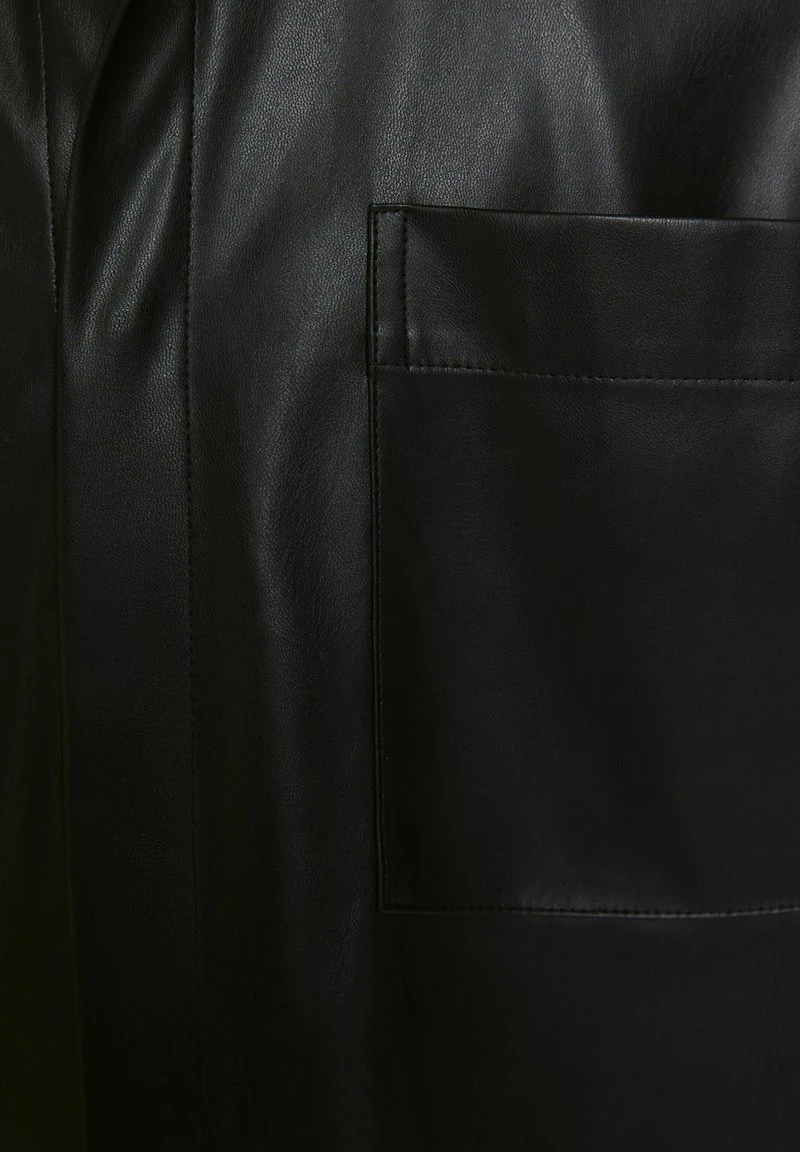 BERSHKA SEMI - Stoffhose - Black 7 BERSHKA SEMI - Stoffhose - Black – Bild 5