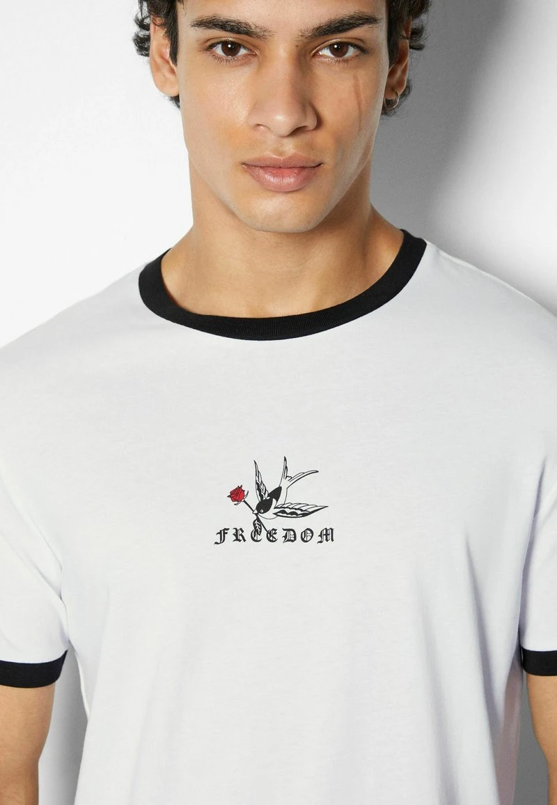 BERSHKA REGULAR FIT SHORT SLEEVE PRINT - T-Shirt Print - Pink 6 BERSHKA REGULAR FIT SHORT SLEEVE PRINT - T-Shirt Print - Pink – Bild 4