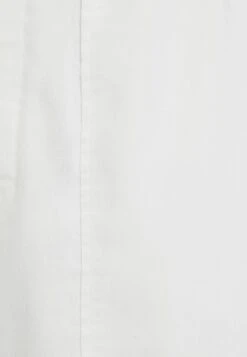 BERSHKA RUSTIC LOOSE-FIT - Jeans Straight Leg - Off White 13 BERSHKA RUSTIC LOOSE-FIT - Jeans Straight Leg - Off White -Bershka Verkaufsgeschäft 8d4690a29c4b4cb39deeddeb949c4846