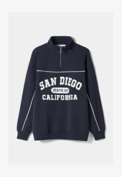 BERSHKA SAN DIEGO PRINT HALF ZIP - Sweatshirt - Blue 12 BERSHKA SAN DIEGO PRINT HALF ZIP - Sweatshirt - Blue -Bershka Verkaufsgeschäft 90ca45692621471ea88eef9c069902e5