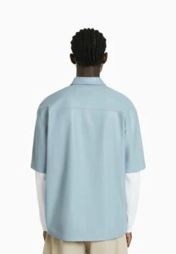 BERSHKA SHORT SLEEVE - Leichte Jacke - Dark Blue -Bershka Verkaufsgeschäft 966fce9ae867466cbe729cd3be111cdb